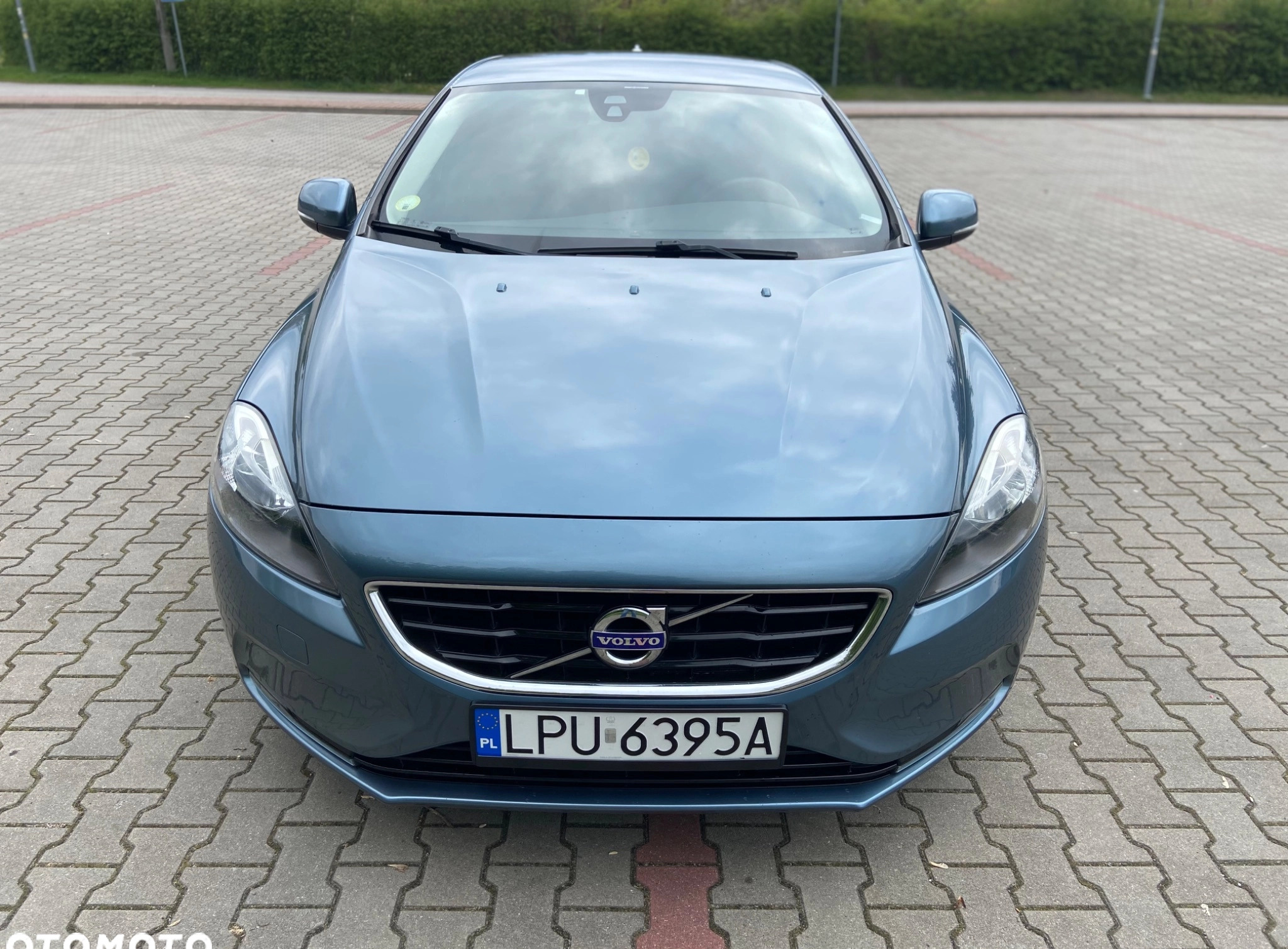 Volvo V40 cena 34300 przebieg: 236500, rok produkcji 2012 z Puławy małe 301